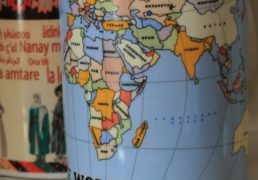 بندهای سه گانه منشور زبان مادری مصوب یونسکو(به مناسب روز زبان مادری)